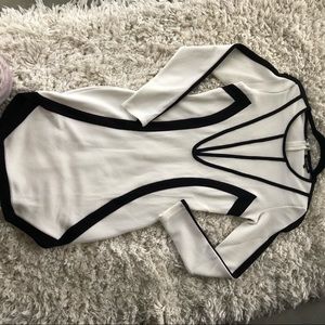 Fashion Nova- Long Sleeve Dress